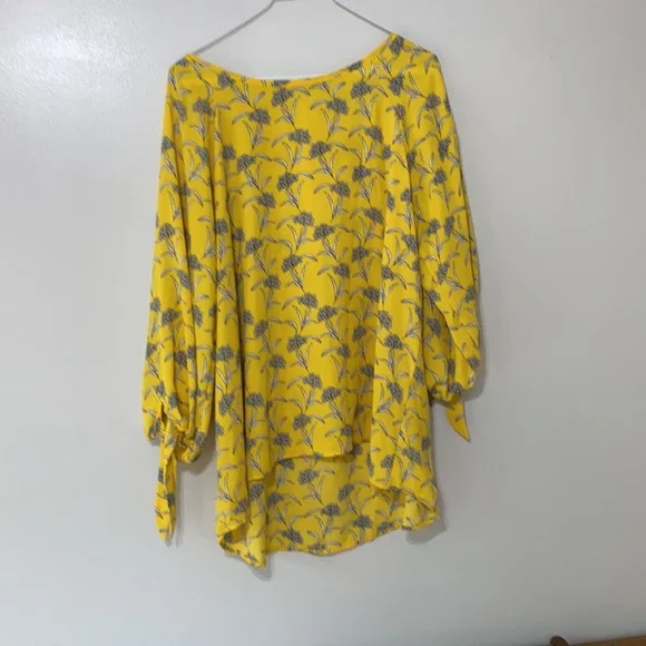 Ladies blouse - Picture 5 of 7